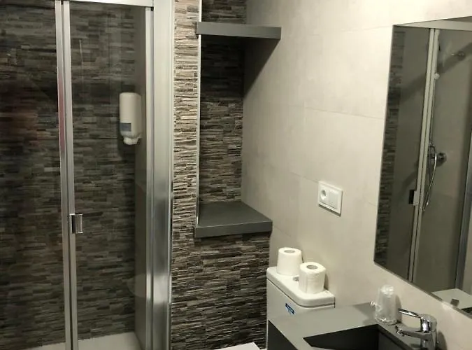 San Anton Pensión Melide